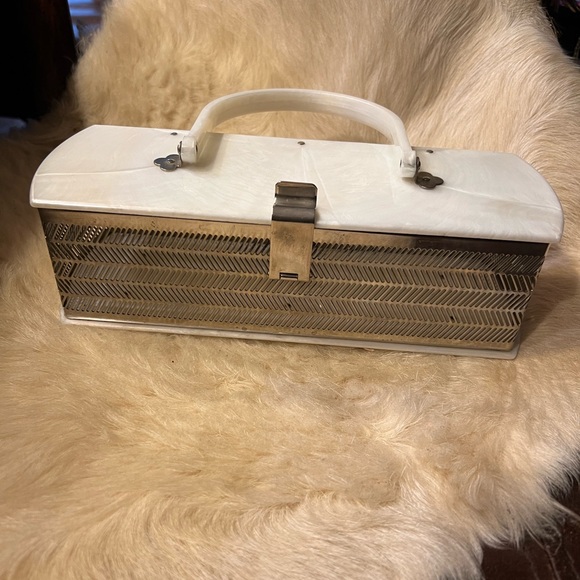MW Vintage Lucite And Metal Handbag - Picture 9 of 9